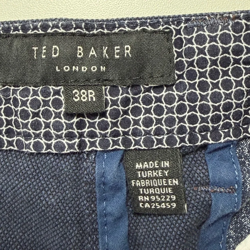 Ted Baker Jamaica Chino Shorts Men 38 Navy Blue Cotton Stretch Micro Texture - Picture 4 of 10